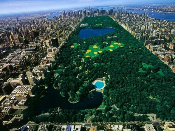 Центральный парк в Нью-Йорке - оазис среди бетонных монуме