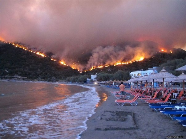 Пожар на острове Chios, Греция.