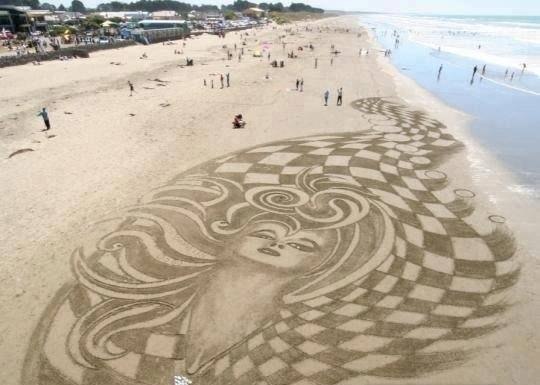 Рисунок на песке.