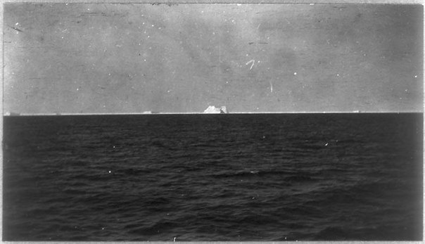 Виновник гибели «Титаника» - тот самый айсберг. Фото сдела