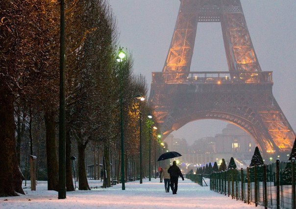 Зимний Париж, Франция.