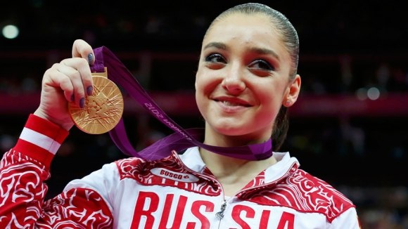 Алия Мустафина принесла 5-е золото сборной России. Поздрав