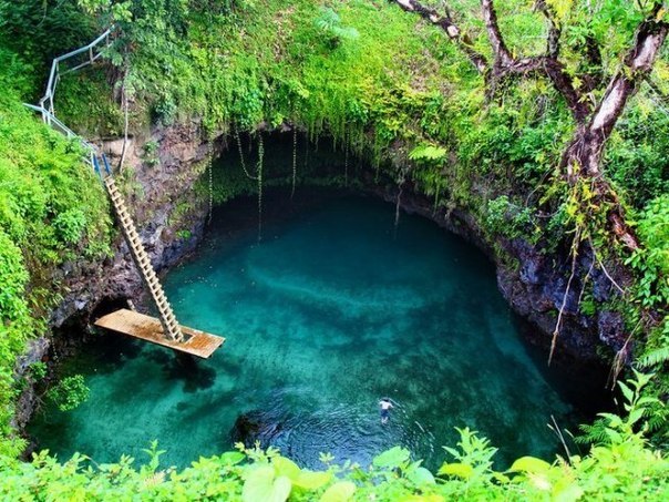 Необычный бассейн на острове Уполу, Латофага, Самоа