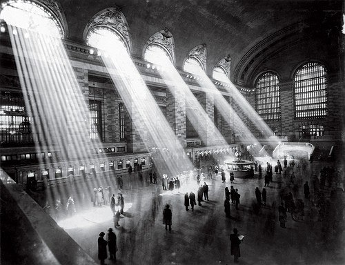 Нью-Йорк, Grand Central Terminal, 1929 год. Сейчас свет не проникает так,