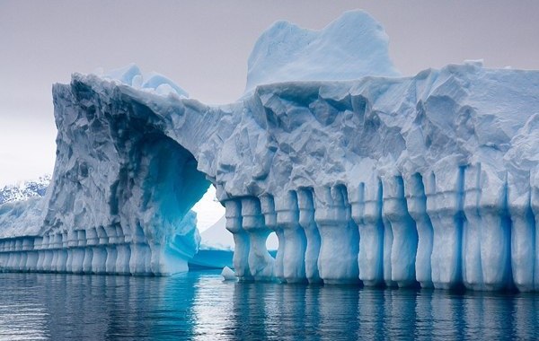 Удивительный айсберг.
