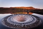 Воронка в водохранилище Ladybower, Великобритания.